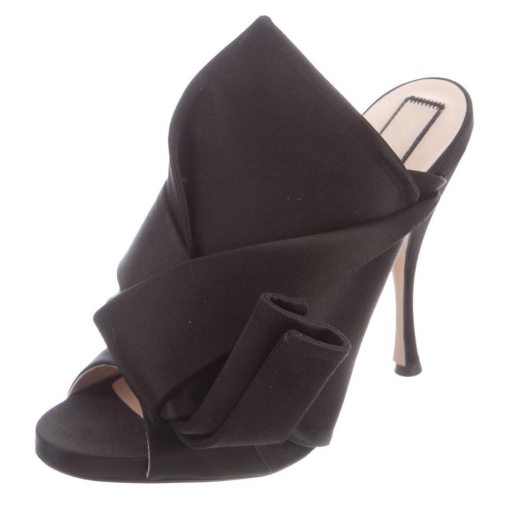 No. 21 x Kartell Black Bow Detail Heels